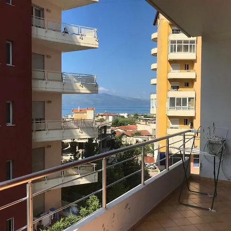 Apartament Holidays *